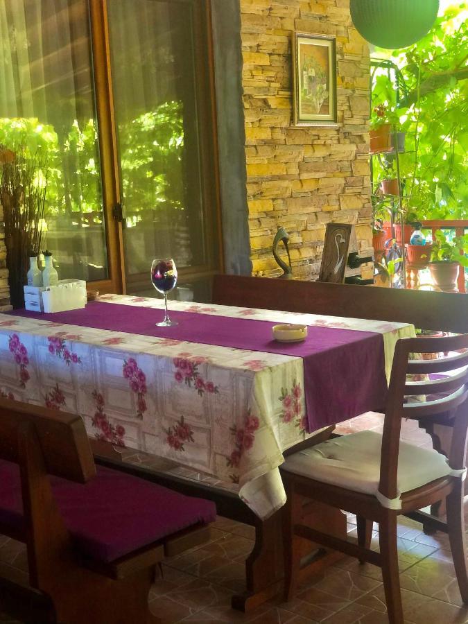 Stoyko'S Guest House Pomorie Bagian luar foto